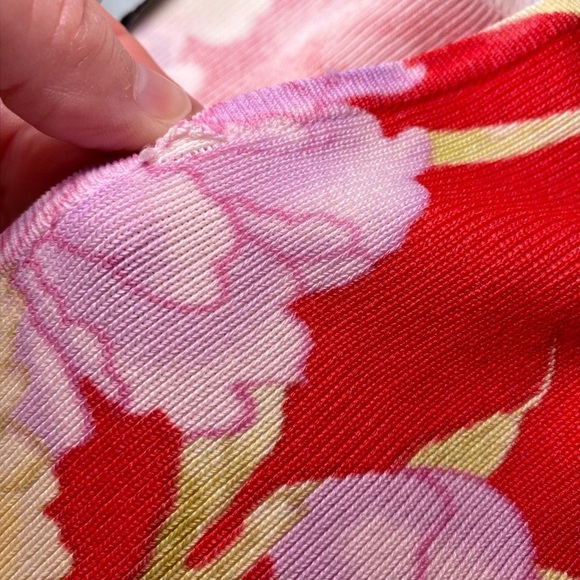 Designers Originals Red & Purple Floral Square Neck Short Sleeve Shirt - Picture 12 of 12